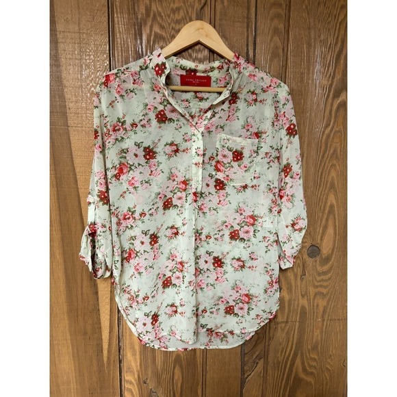 Akira Chicago Red Label Floral Sheer Popover Blouse with Roll Sleeves - Picture 3 of 10